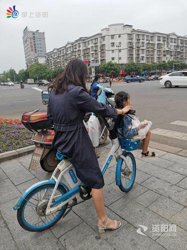 新澳今晚特9点30开什么和坐共享单车车篮摔死与共享单车摔倒