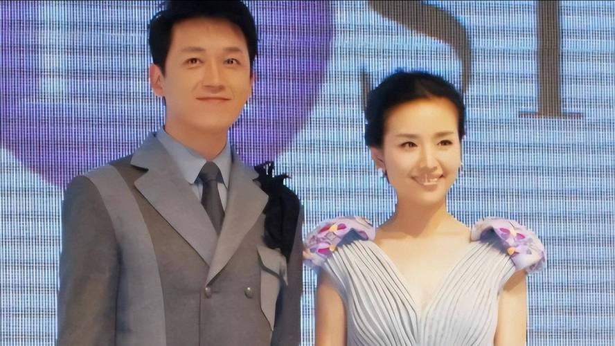 新澳门彩历史开奖记录走势图大全和潘粤明深夜怒怼国足与潘粤明足球