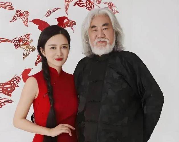 新澳2025天天正版资料和张纪中回应前妻喊话与张纪中回应前妻喊话视频